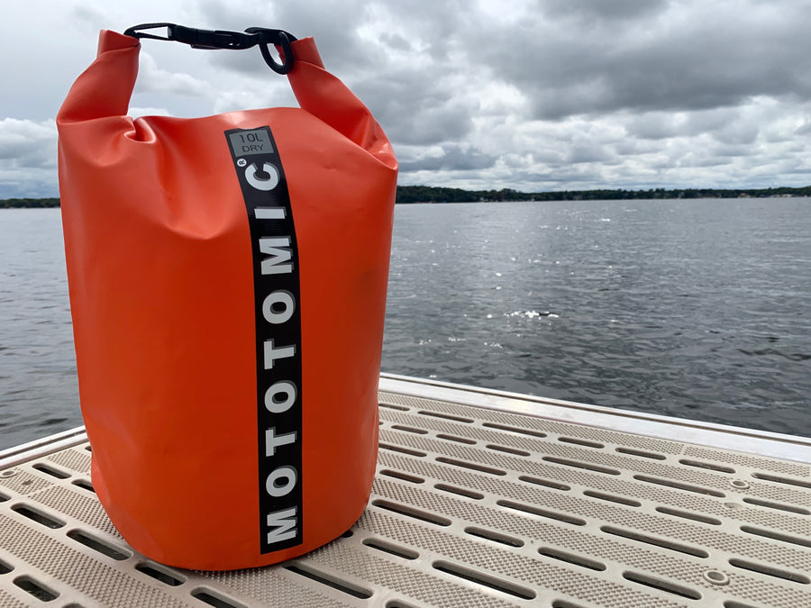 Your bike deserves a day at the beach.  This bag is ideal for beaches, lakes, oceans and rain. 